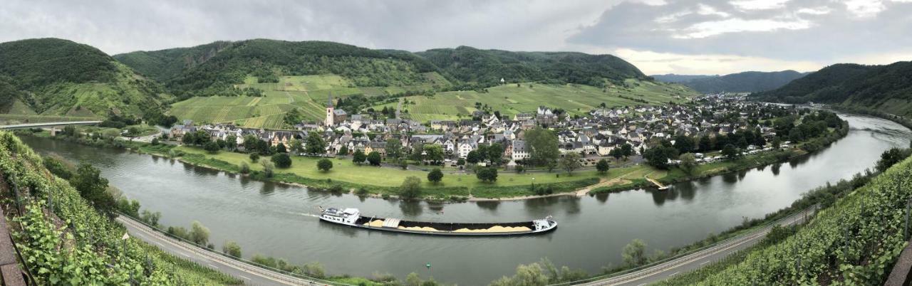Ferienwohnungen Am Bruttiger Moselsteig Exteriér fotografie